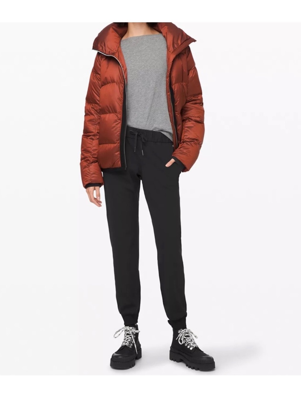 Lululemon On The Fly Jogger - NEW WITH TAGS!